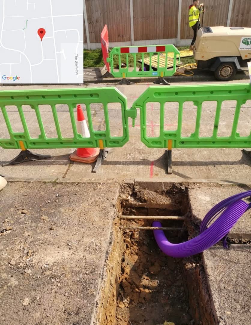 Grundomat trenchless mole installation beneath a concrete carriageway